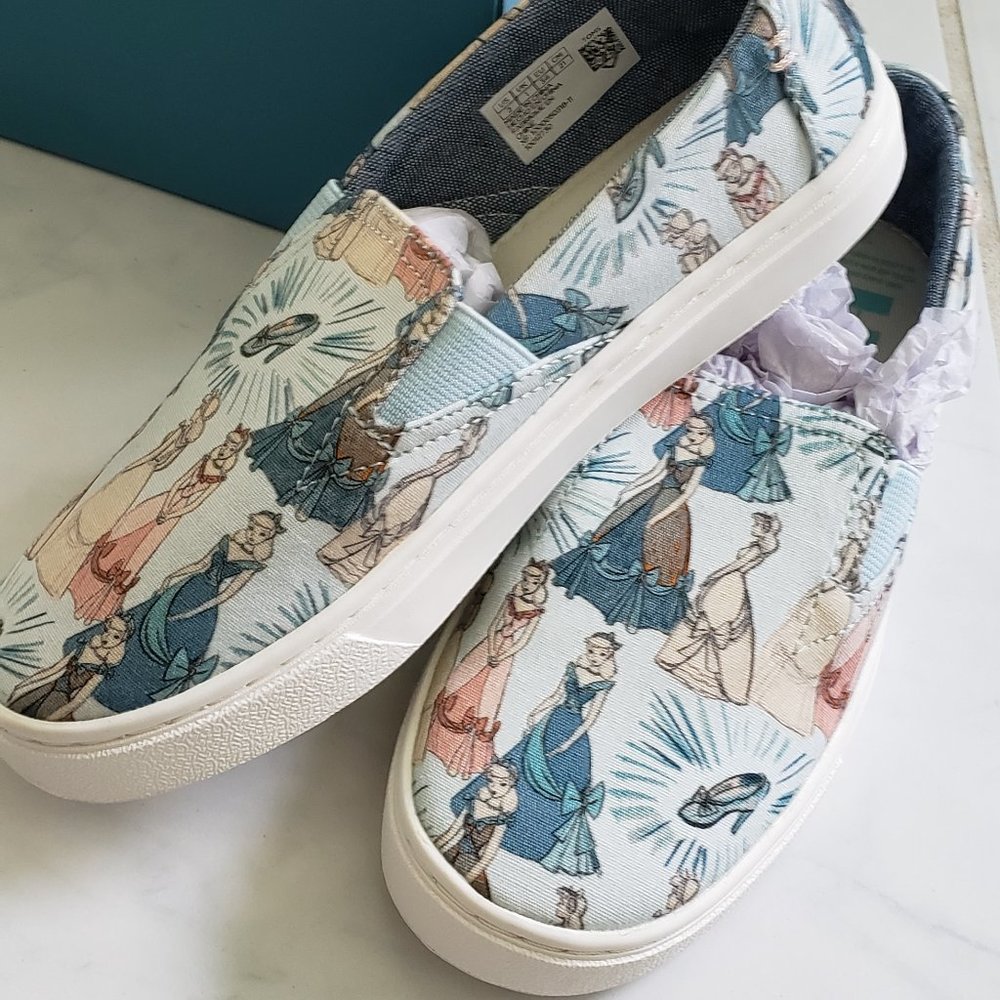 Disney Toms shoes, size 2, Cinderella theme